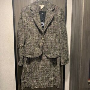 17. Harolds Skirt Suit Set Size 0-4